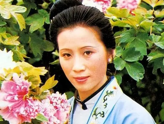 红楼梦中李纨有多厉害？王熙凤曾是她的手下败将