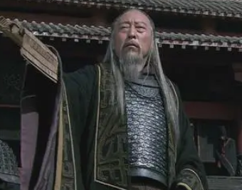 如果诸葛亮没有病逝，他会选择夺取蜀汉政权吗？