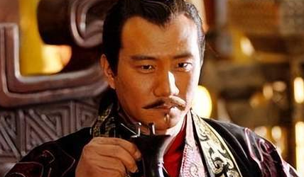 夫差击败勾践之后，为什么不铲草除根灭掉越国？ 