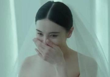 《纵有疾风起》在结婚前夕，烁冰为什么背叛唐尘？