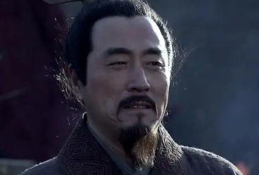 萧何的社会地位本比刘邦高，为何甘愿做他的下属？