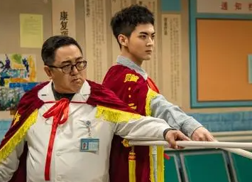 《神经风云》是什么题材？讲了什么故事呢？