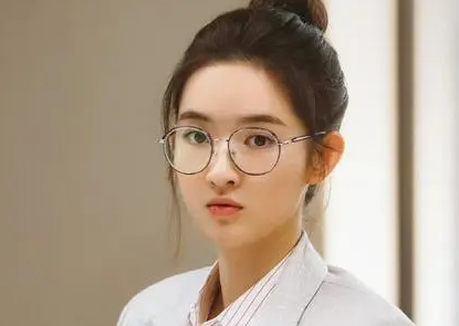 《纵有疾风起》烁冰、陈扬和白鹦，三位女主有不同的结局