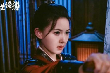 《长生怪谈簿》季美含饰演落魄千金柳如梦，她的表现如何？