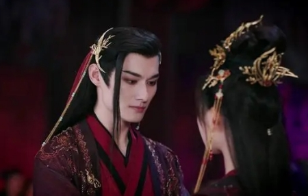 《重紫》重紫为什么嫁给亡月 原因是什么