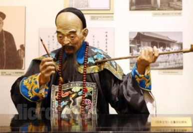 刘墉与纪昀都是清朝才子，两人的关系怎么样？