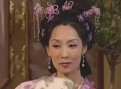 梅妃江采萍曾极为受宠，为何最后被乱兵所杀？