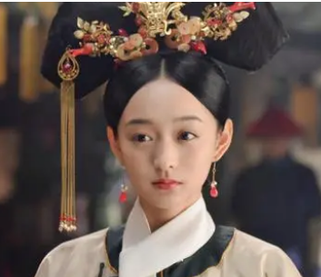 《岁岁青莲》讲的是什么故事?由何泓姗何润东主演