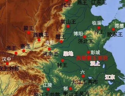 彭城之战的兵力是多少？是以少胜多的战役吗？