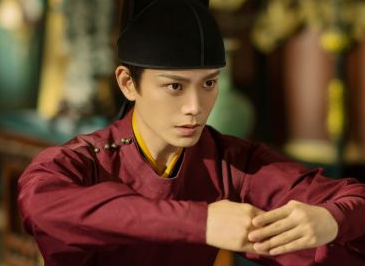 《春闺梦里人》丁禹兮和彭小苒饰演什么角色？人物设定如何？