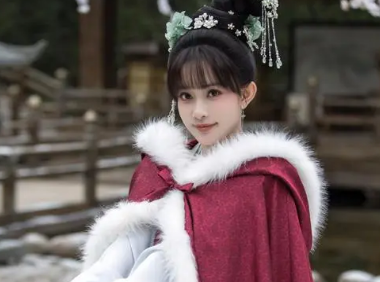 《花琉璃秩闻》改编自哪部小说？原著讲述了什么故事？