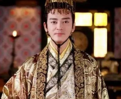 嫡长子继承制是什么意思?优点和不足是什么？