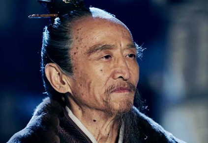 为什么颇有能力的贾诩愿意跟着李傕郭汜呢？