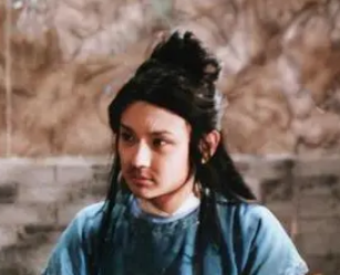 红楼梦中宝玉的性格是如何造成的？与生活环境有何关系？