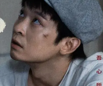 《欢颜》讲的是什么故事？《红色》姊妹篇将播