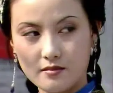 小说红楼梦中掌权管家的为何都是女子？