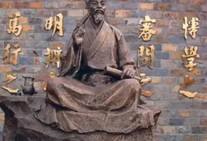 天人三问与天人三策是什么?强调了什么思想？