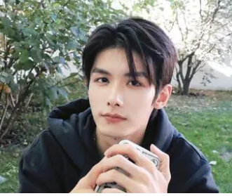 《你比星光美丽》是什么剧？谭松韵与许凯上演最萌身高差