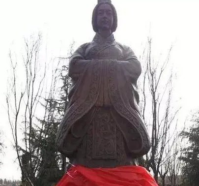 古代太后能够屡屡掌权 皇后为何总是被废