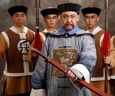 清朝士兵上有兵,勇,丁,卒四字 他们的待遇是什么样的