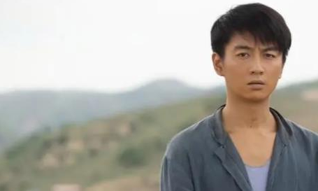 《人生之路》高加林被举报的原因是什么 谁做的