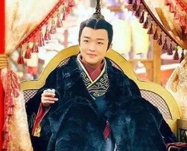 霍光选帝：从刘贺的短暂统治到汉宣帝的稳固盛世