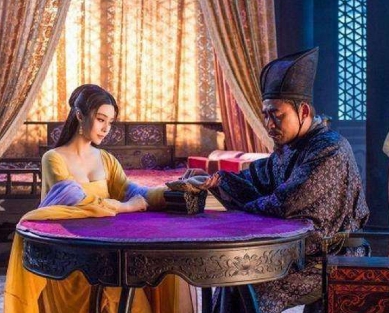 古代宫廷医疗与后宫管理：太医与嫔妃的关系