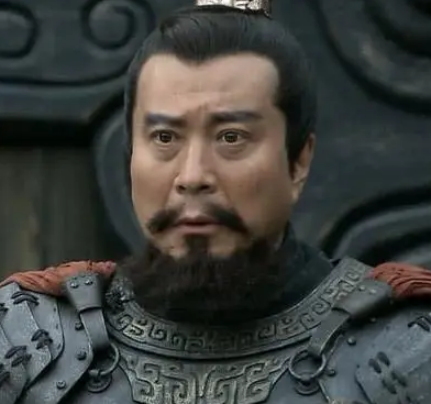 官渡之战后的袁绍：从权势巅峰到衰落的轨迹