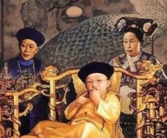 光绪帝的前任：清朝皇位传承的历史探究
