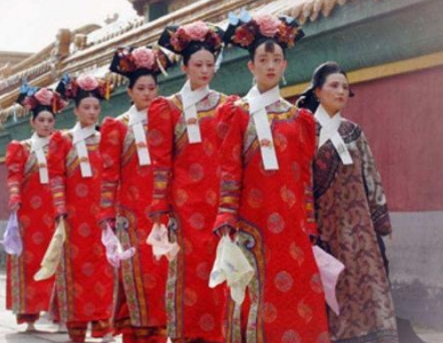 清朝宫廷的选秀制度：从宫女到皇后的选拔之路