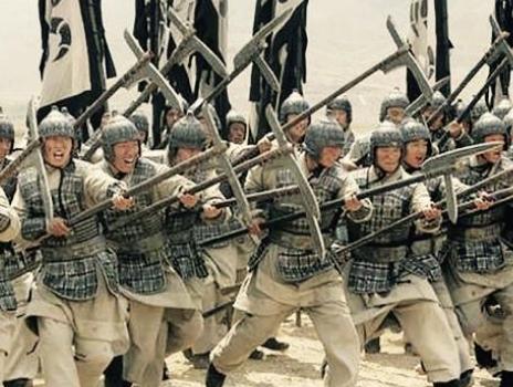 古代战场上士兵怎么克服战场恐惧感？