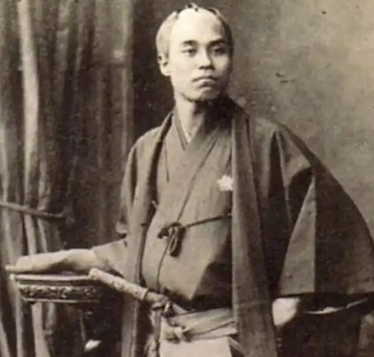 福泽谕吉与日元纸币：从思想巨匠到国家象征的变迁