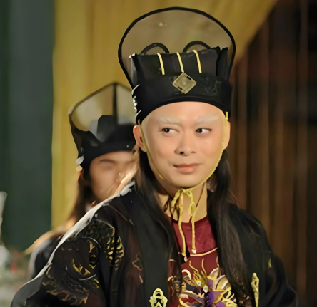 权力暗涌：解码太监弄权的深层动因