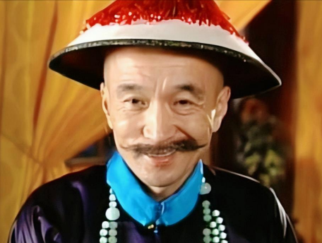 乾隆为何不敢轻易动刘墉：权力制衡与政治智慧的博弈